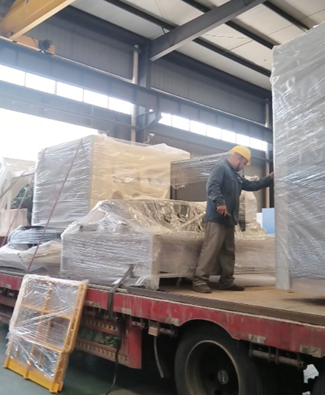 三亚喷砂机软管易破损？选择与保养技巧